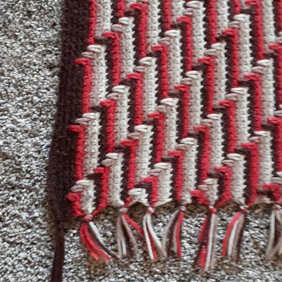 Beautiful Southwestern style crocheted blanket -19" X 28" long(without fringe) - Picture 2 of 7